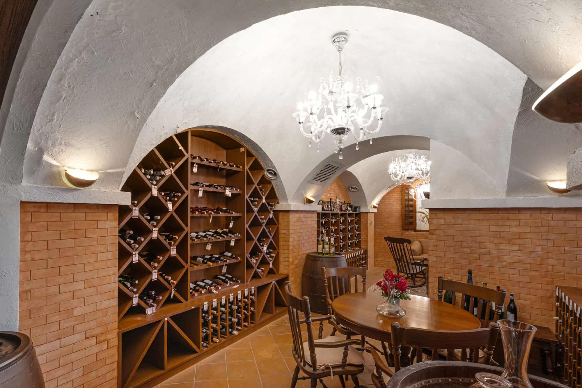 RC_Wine-Cellar-04