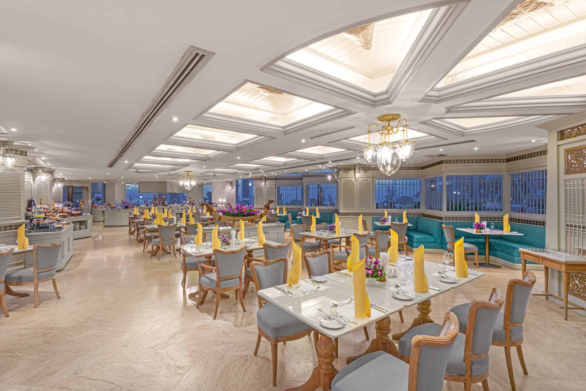 RC_Larn-Thong-4-inside