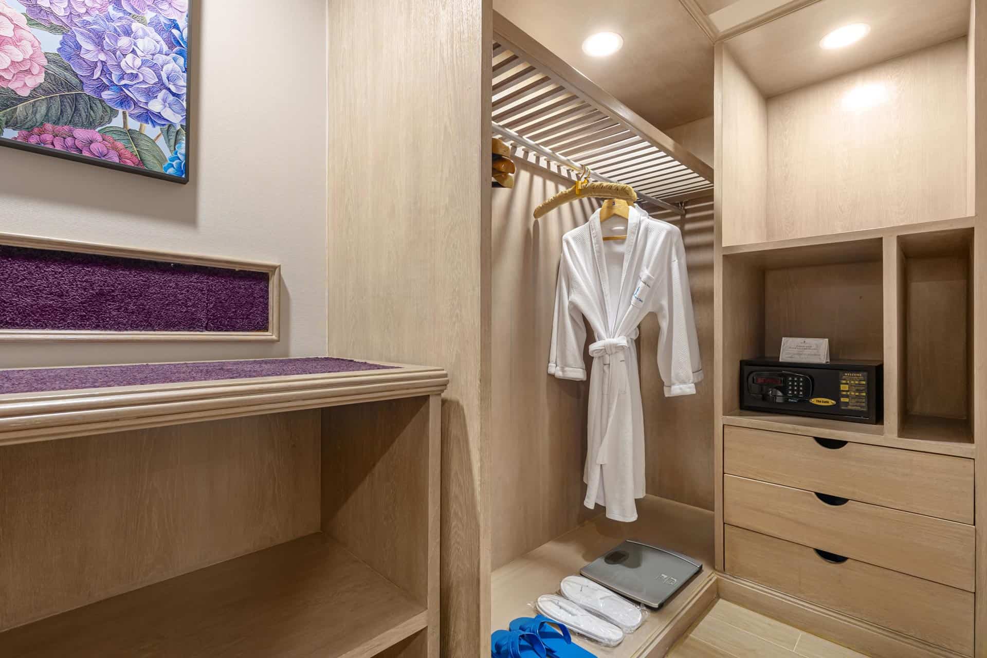 RC_Royal-Suite-2-11