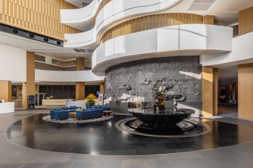 Royal-Cliff-01-Beach-Lobby